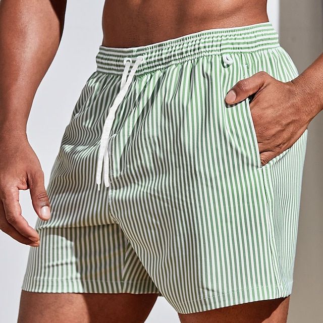 NOUVEAU RICHE Herren Schnelltrocknende Badeboardshorts Gestreifte Muster Grün