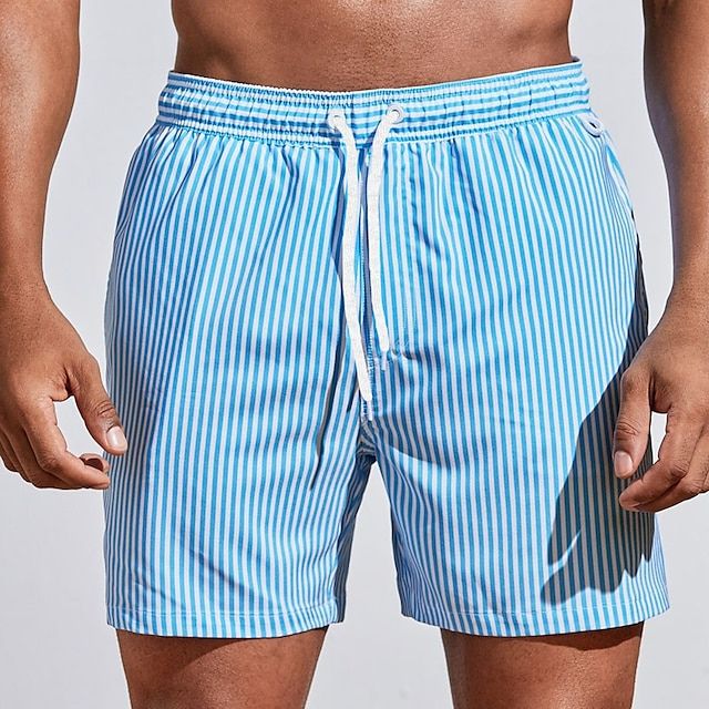NOUVEAU RICHE Herren Schnelltrocknende Badeboardshorts Gestreifte Muster Hellblau