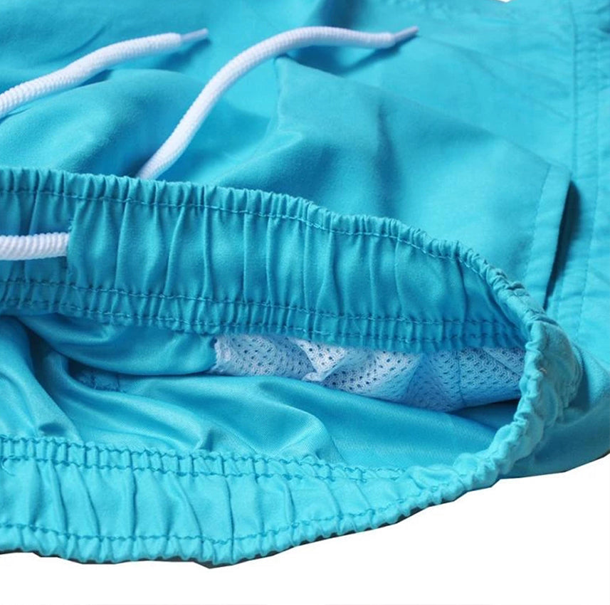 NOUVEAU RICHE Herren Schwimmshorts Schnell Trocknend Stilvolles Design Hellblau