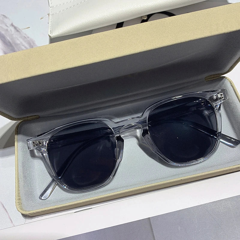 NOUVEAU RICHE Modische Sonnenbrille Mit UV400 Schutz Ganzjährig Tragbar Grau