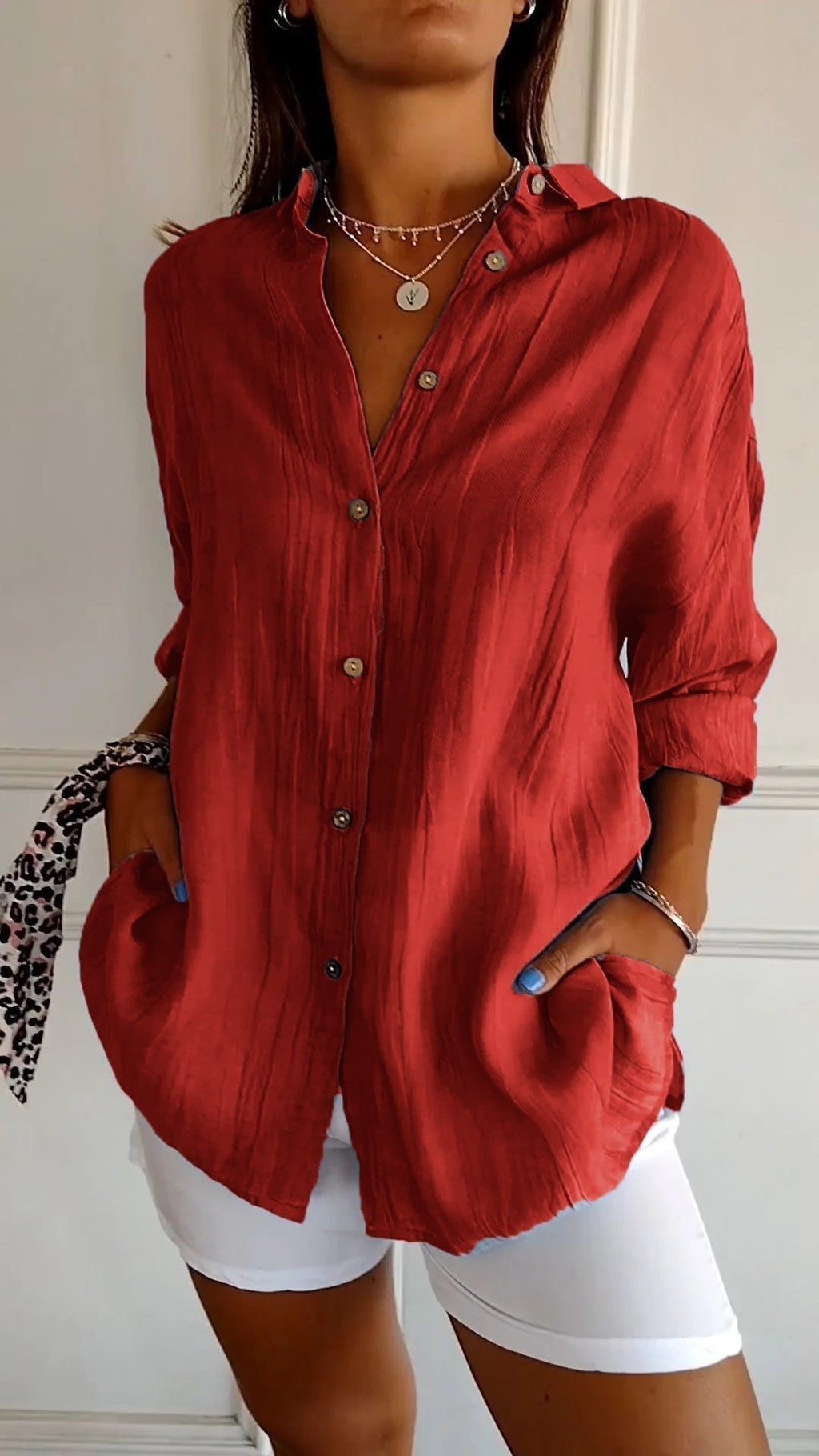 NOUVEAU RICHE Pamelo | Damen-Sommerbluse mit Langarm-Schnitt – Luftige Leinen-Seiden-Fusion, architektonischer Faltenwurf & skandinavische Küsten-Eleganz Rot