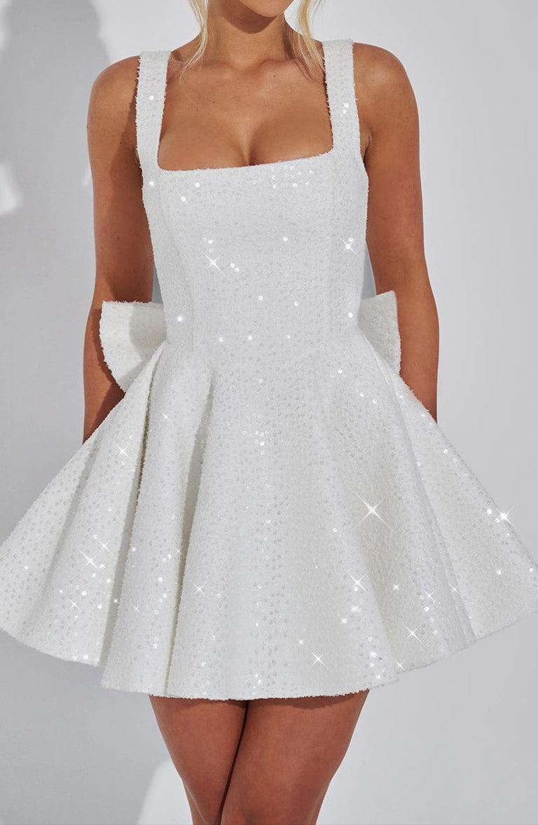 NOUVEAU RICHE Elfenbein Minikleid Tweed Pailletten Tellerrock Tüllfutter L