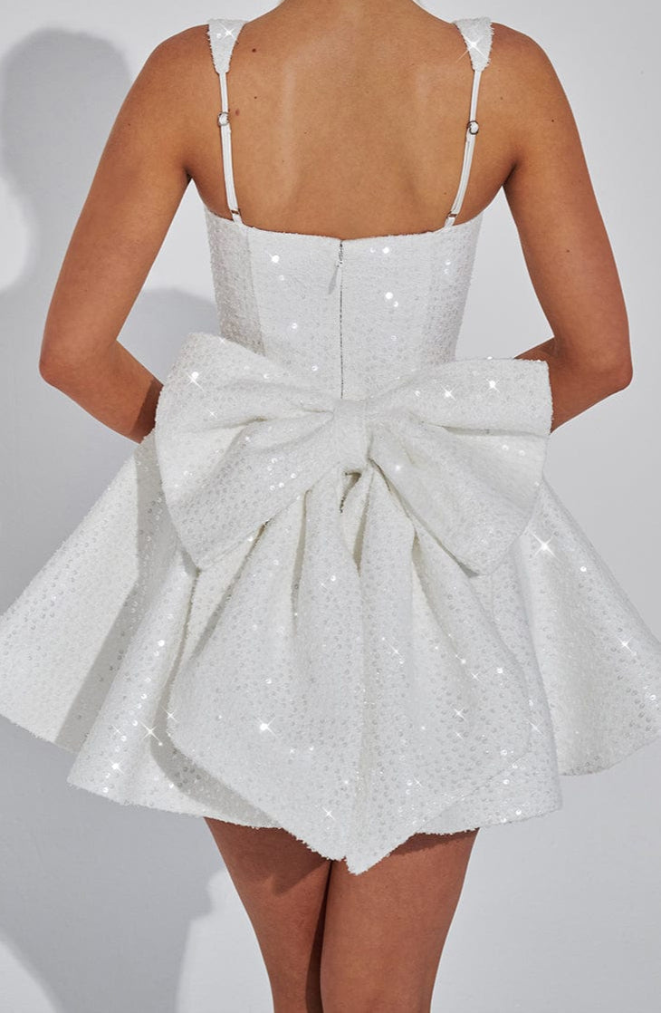 NOUVEAU RICHE Elfenbein Minikleid Tweed Pailletten Tellerrock Tüllfutter