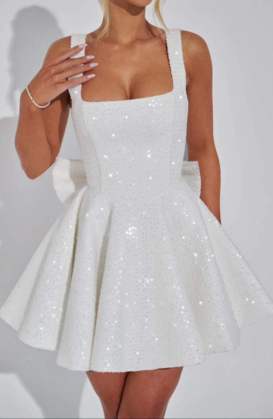 NOUVEAU RICHE Elfenbein Minikleid Tweed Pailletten Tellerrock Tüllfutter