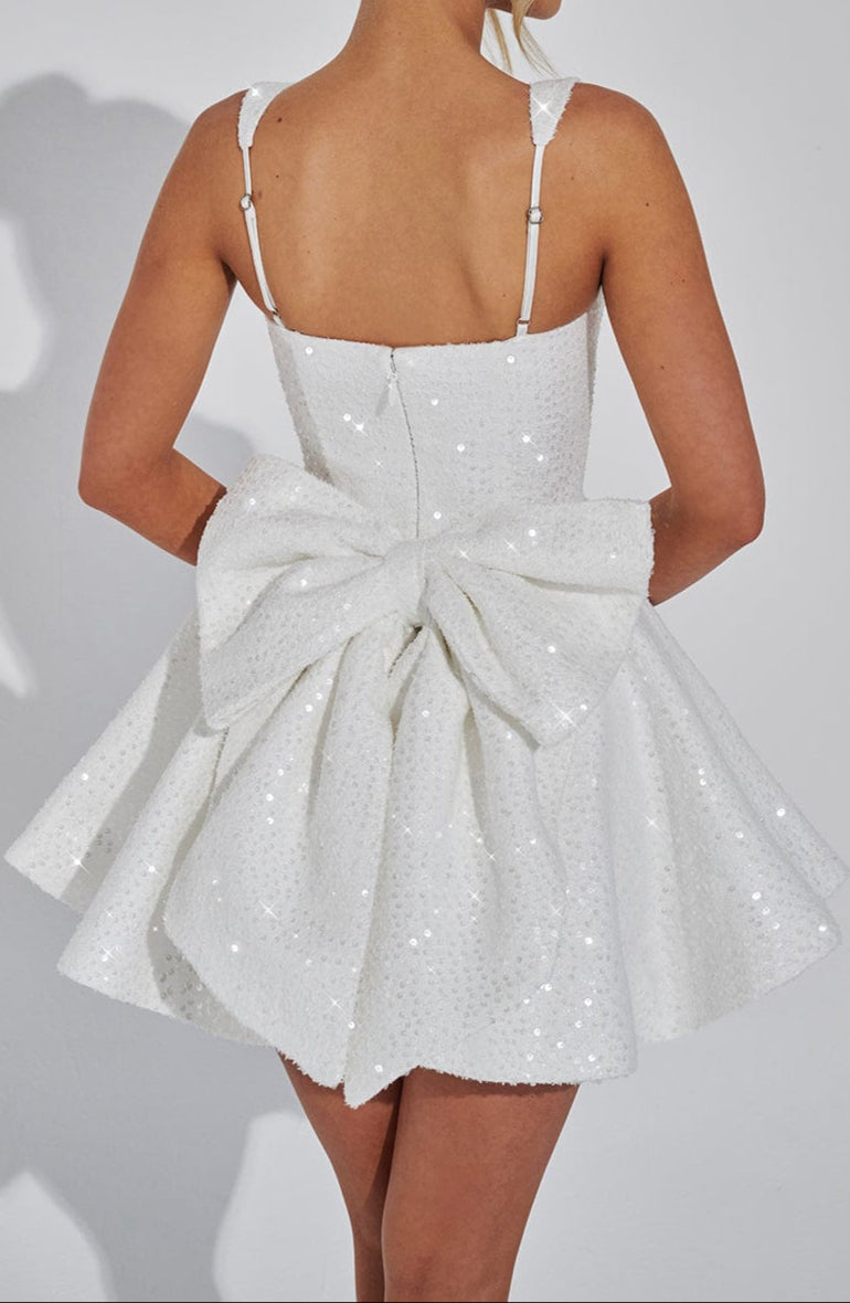 NOUVEAU RICHE Elfenbein Minikleid Tweed Pailletten Tellerrock Tüllfutter