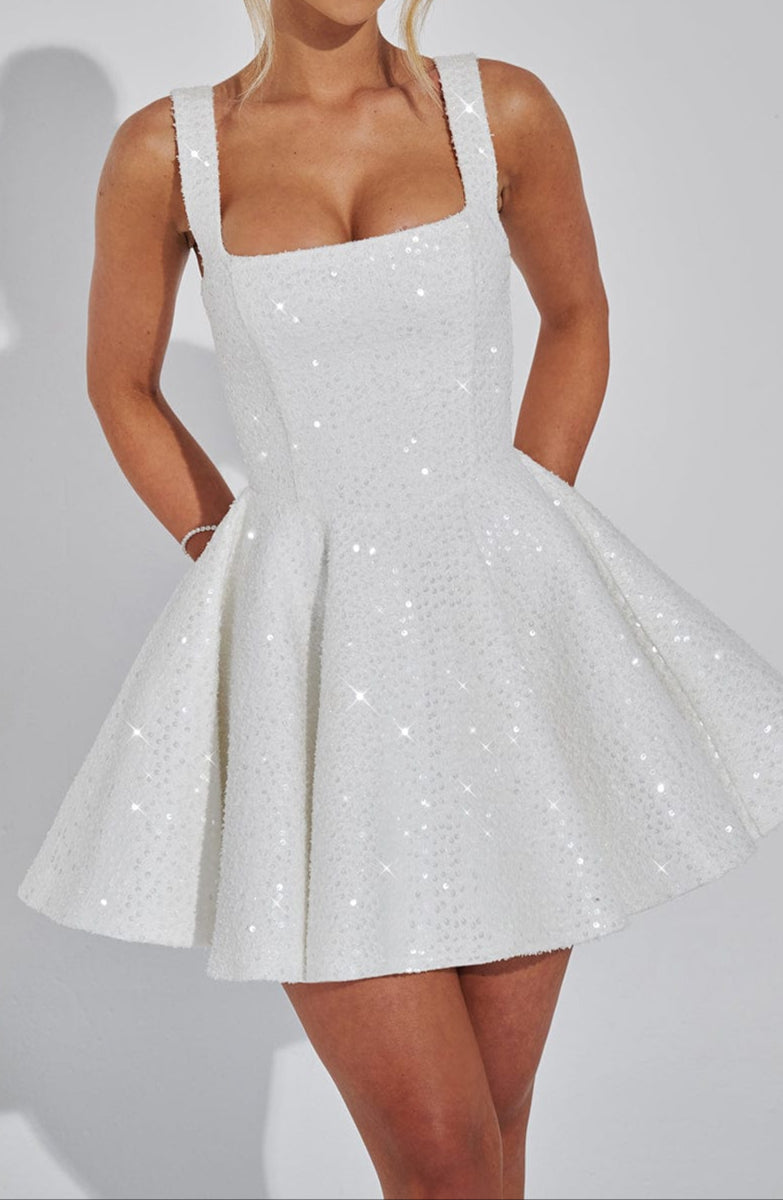 NOUVEAU RICHE Elfenbein Minikleid Tweed Pailletten Tellerrock Tüllfutter