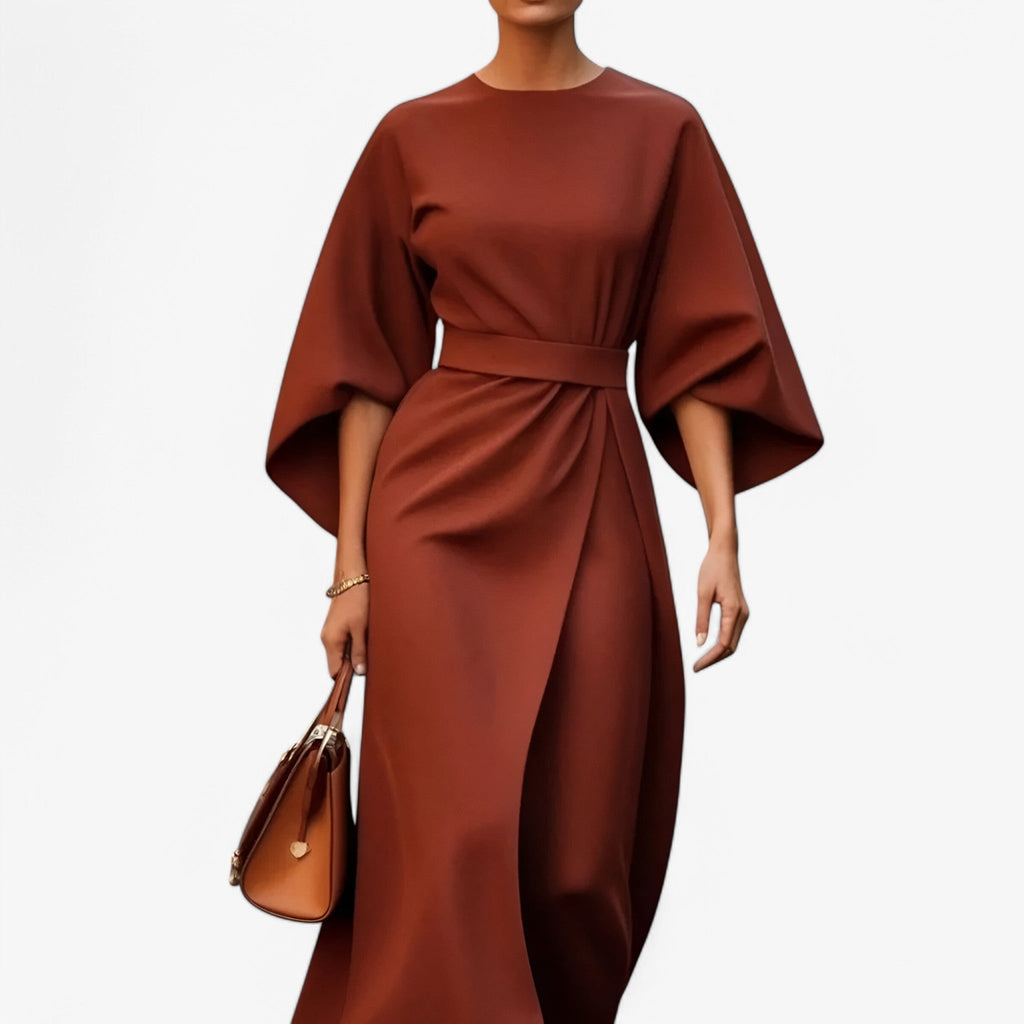 NOUVEAU RICHE Elora | Asymmetrisches Damen-Festkleid – Mutige Fusion aus Anmut & modernem Design für die Stadt Rostbraun