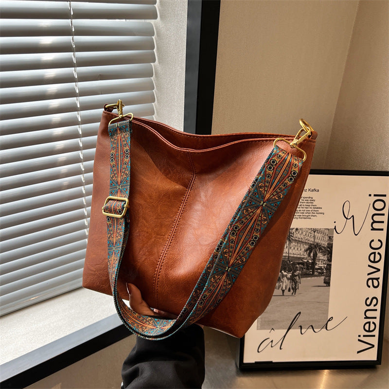 NOUVEAU RICHE Damen Tasche – Stilvolle Alltagstasche mit Komfort und Hoher Funktionalität Braun