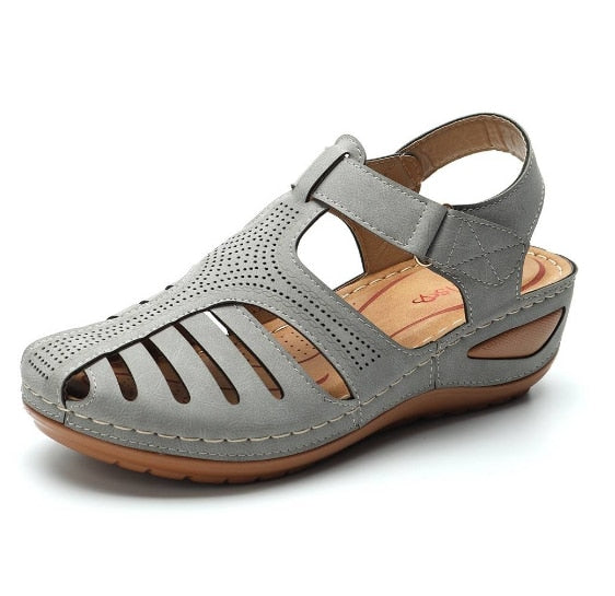 NOUVEAU RICHE Ledersandalen Retro Stil Für Fußkomfort Und Haltung Grau