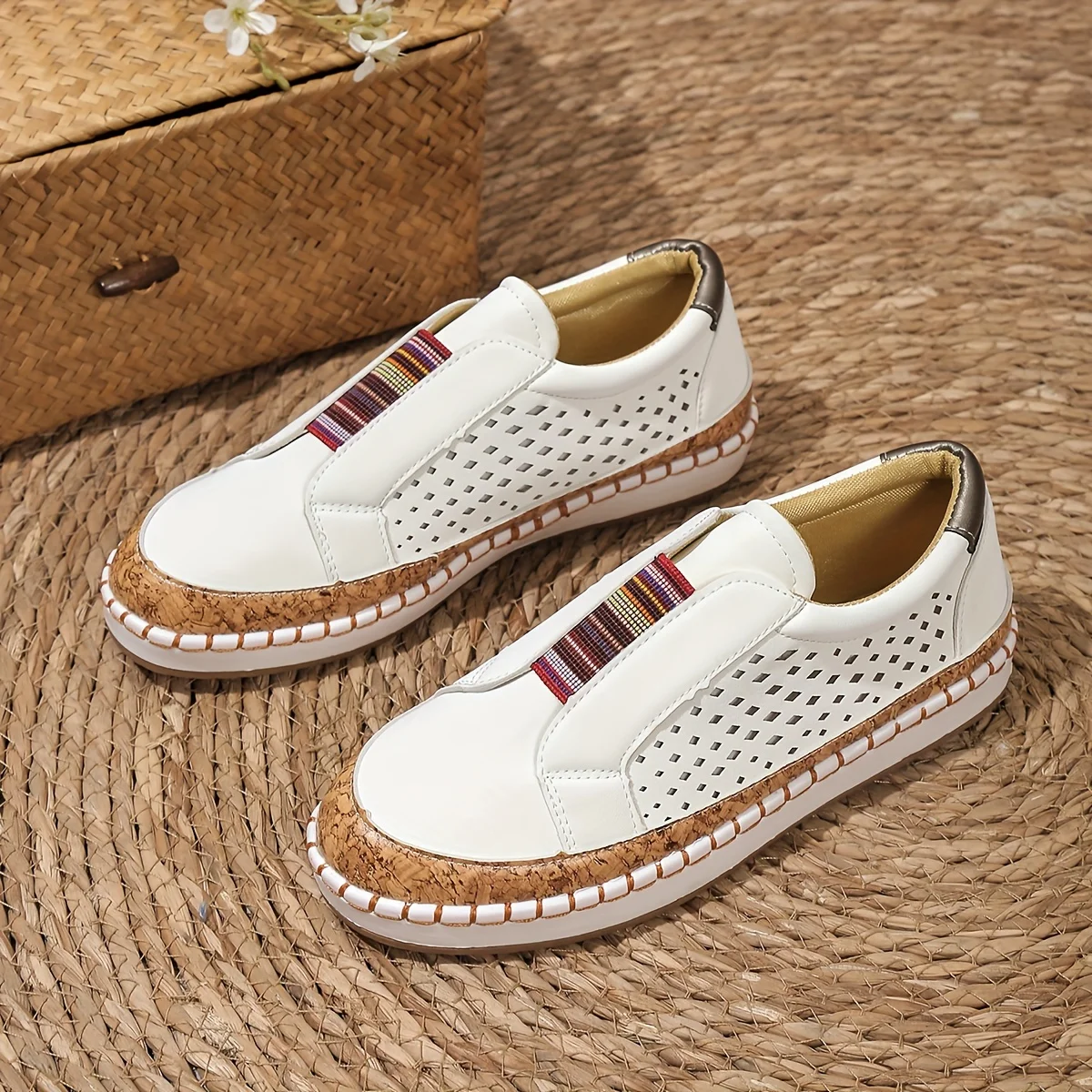 NOUVEAU RICHE Schlupfschuhe Damen Mit Stützender Einlage Weiß
