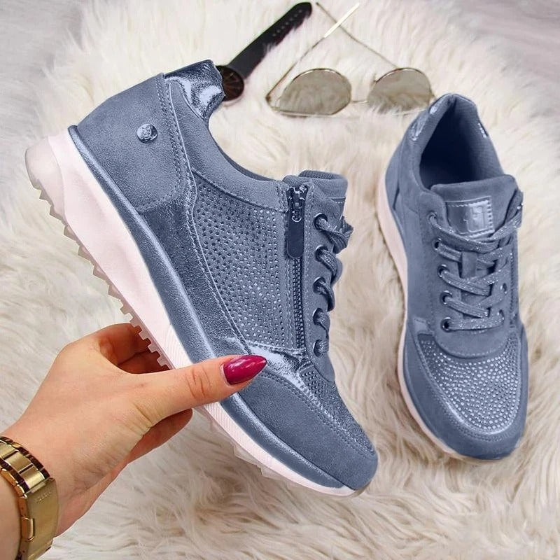 NOUVEAU RICHE Amore | Damen Sneakers – Herzförmiges Detail, Soft-Padding