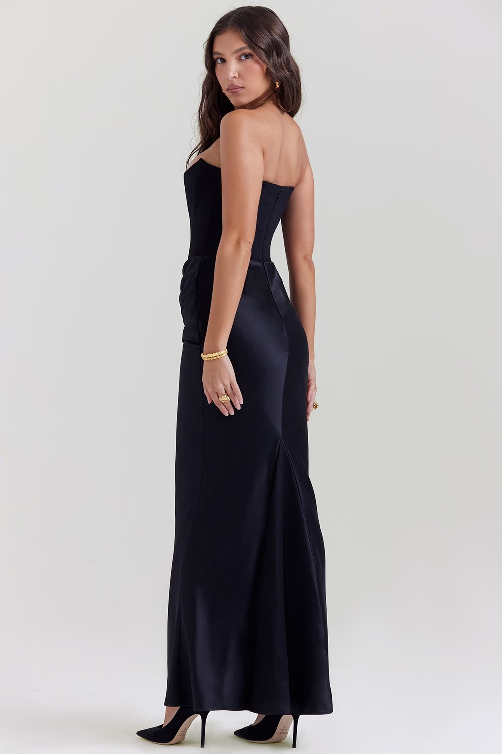 NOUVEAU RICHE Elegantes Schwarzes Maxikleid Für Den Abend Mit Fließender Silhouette Und Figurbetonendem Schnitt