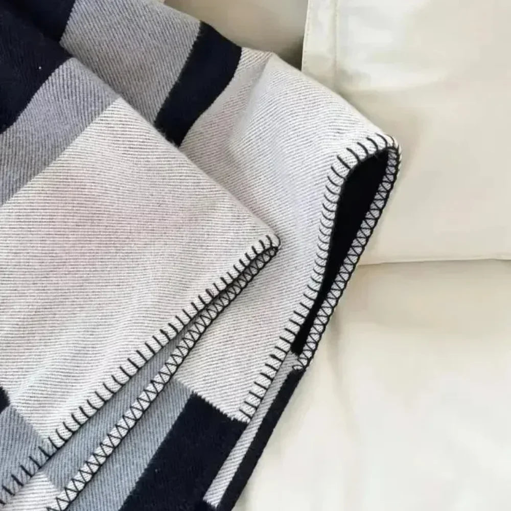 NOUVEAU RICHE Damen Plaid Decke 130x170 cm Acryl Für Damen und Herren