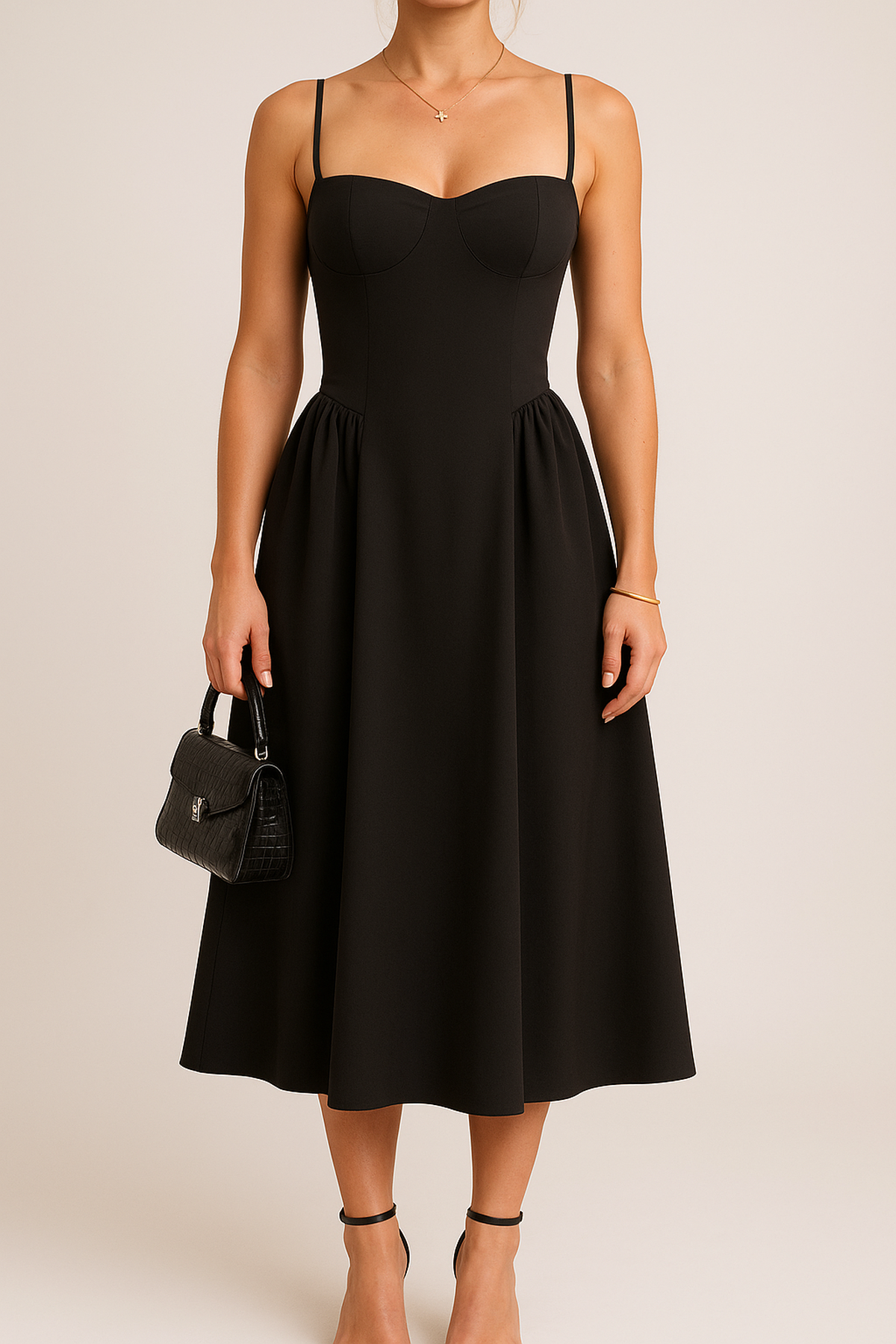 NOUVEAU RICHE Schwarzes Plissiertes Skater-Midaxi-Kleid Mit Herz-Ausschnitt
