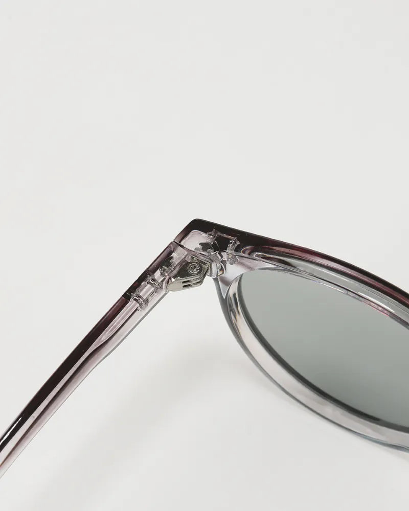 NOUVEAU RICHE Polarisierte Sonnenbrille mit UV-Schutz für Herren und Damen – Grau