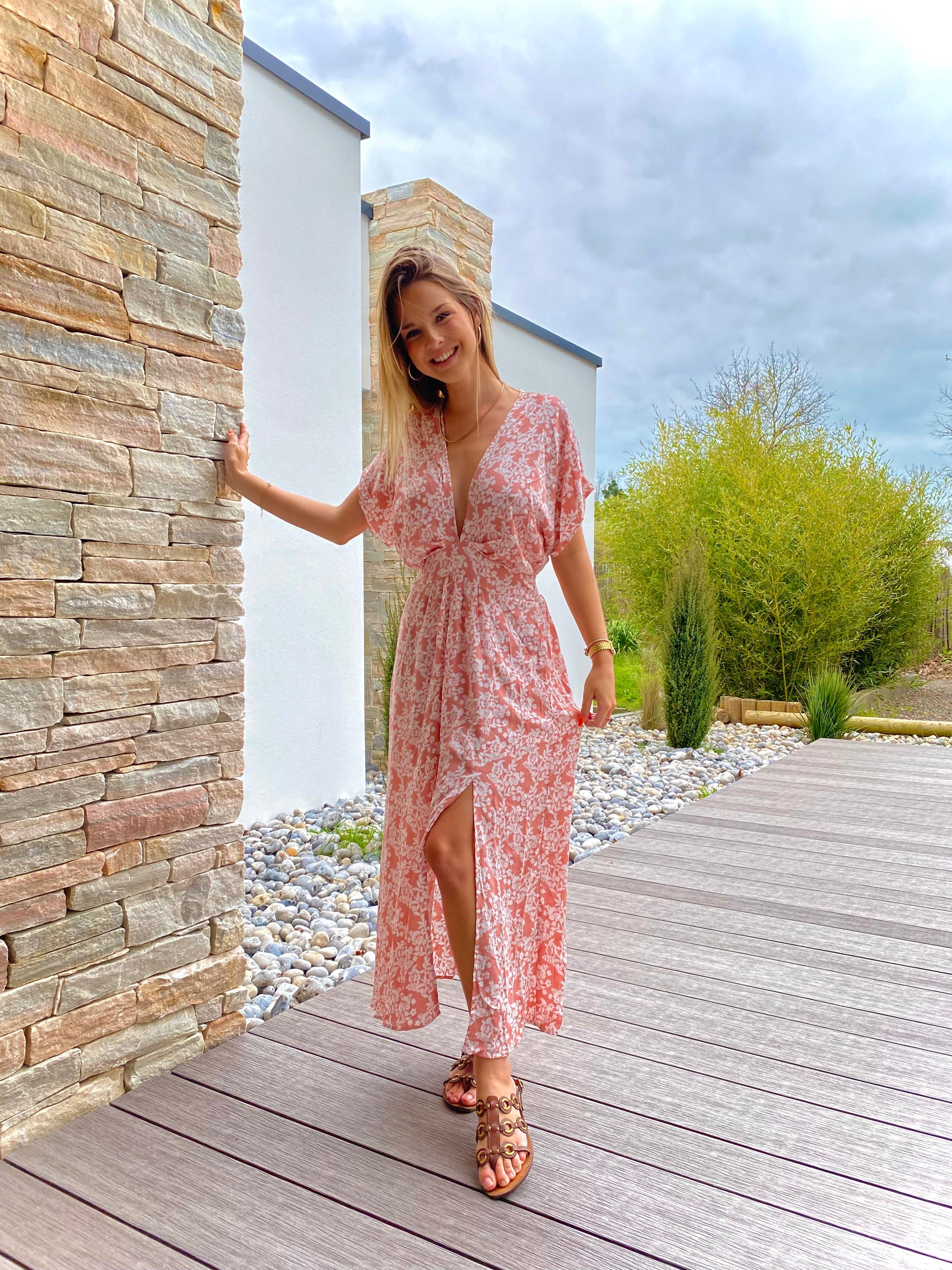 NOUVEAU RICHE Puderrosa Boho Kleid Mit Schlitz Für Sommer Luftig Leicht