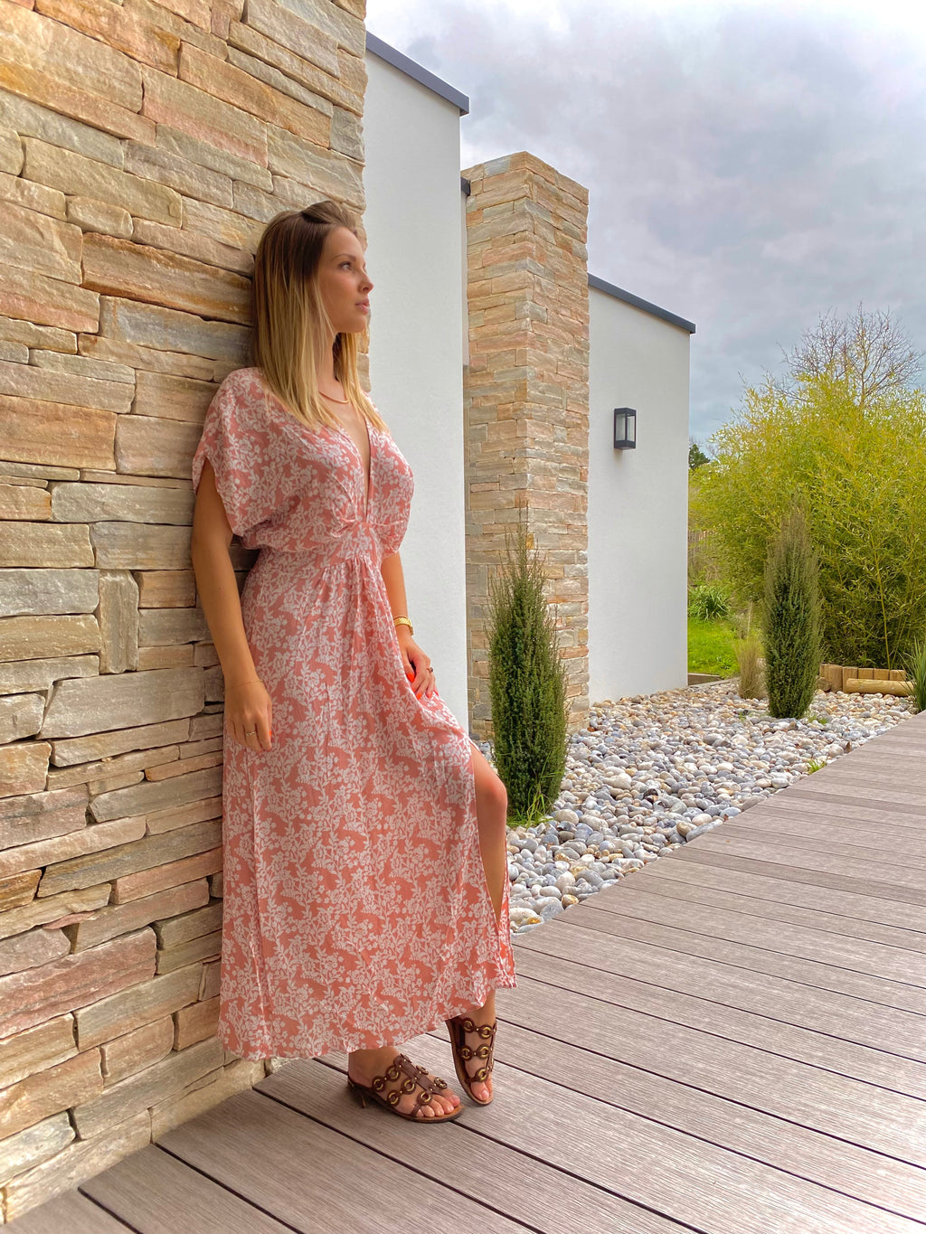 NOUVEAU RICHE Puderrosa Boho Kleid Mit Schlitz Für Sommer Luftig Leicht