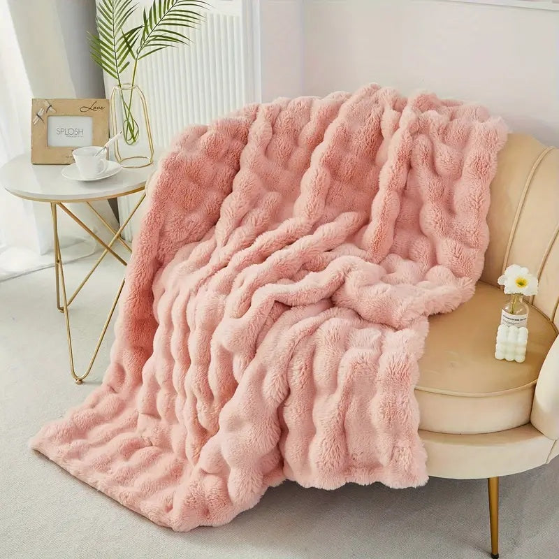 NOUVEAU RICHE Kaninchen-Faux-Fur-Decke für ultimativen Komfort und Wärme