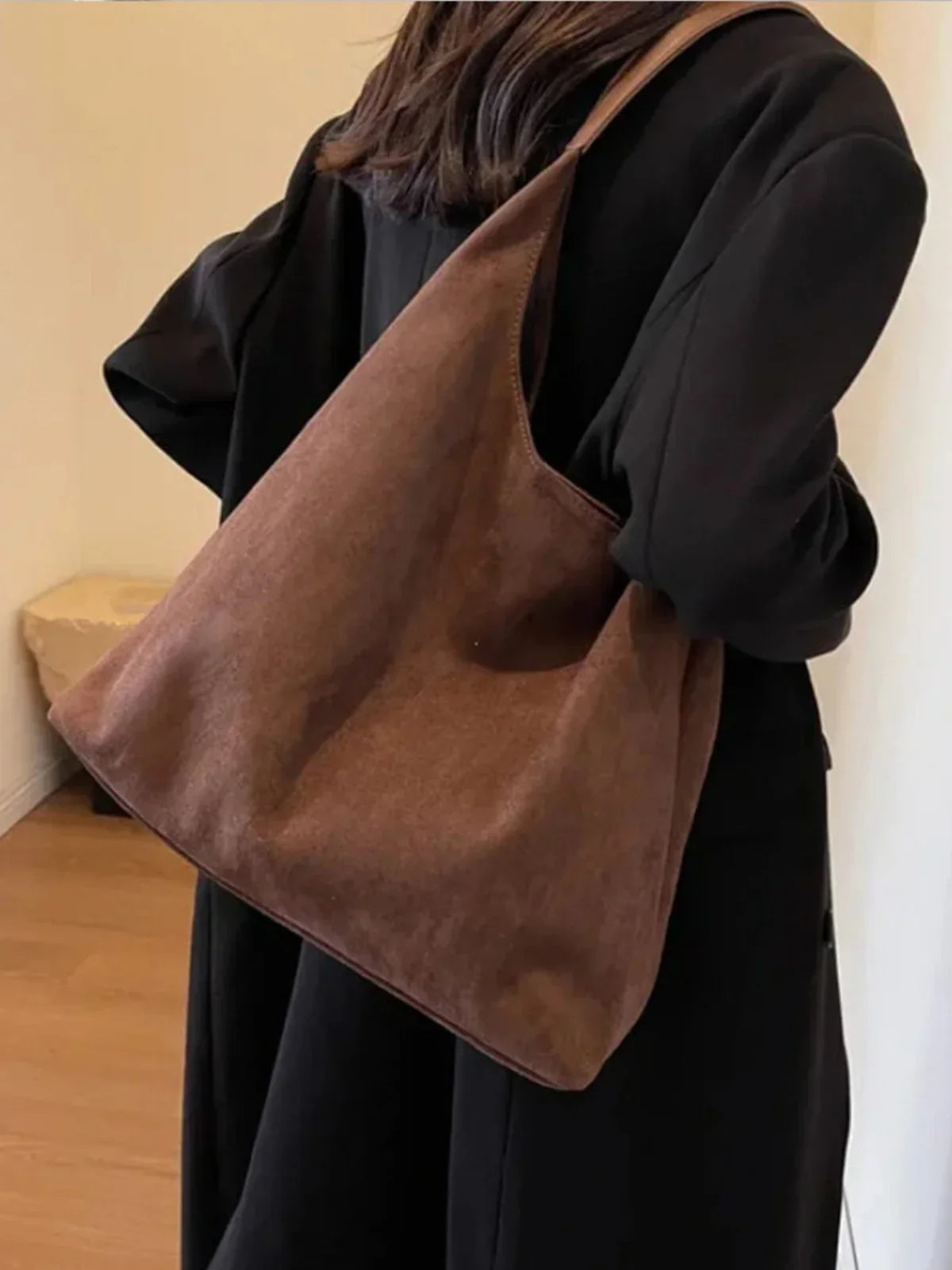 NOUVEAU RICHE Retro Umhängetasche Aus Wildleder Mit Großem Fassungsvermögen Stilvolle Handtasche Für Alltag Und Freizeit