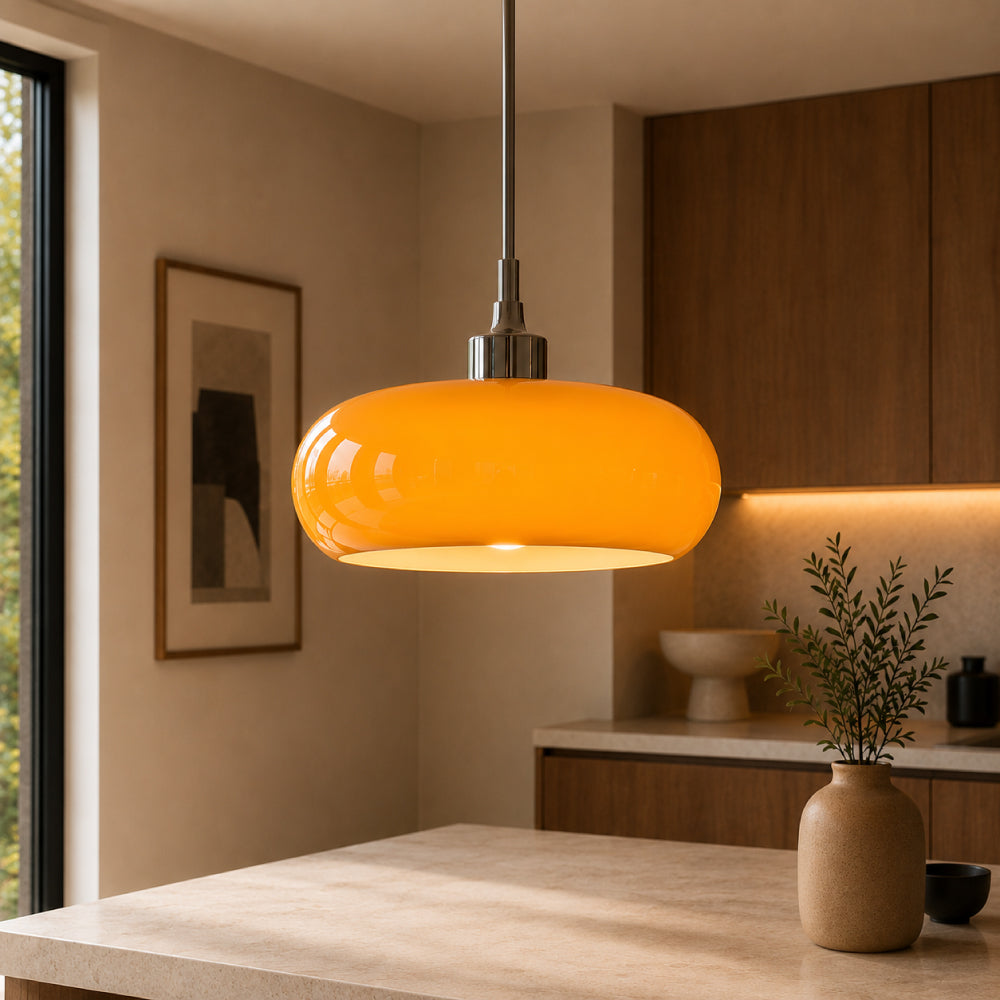 NOUVEAU RICHE Retro-Pendelleuchte – Hängelampe aus Farbigem Glas für den Esstisch & Kücheninsel, Weiss oder Orange Dunkelorange