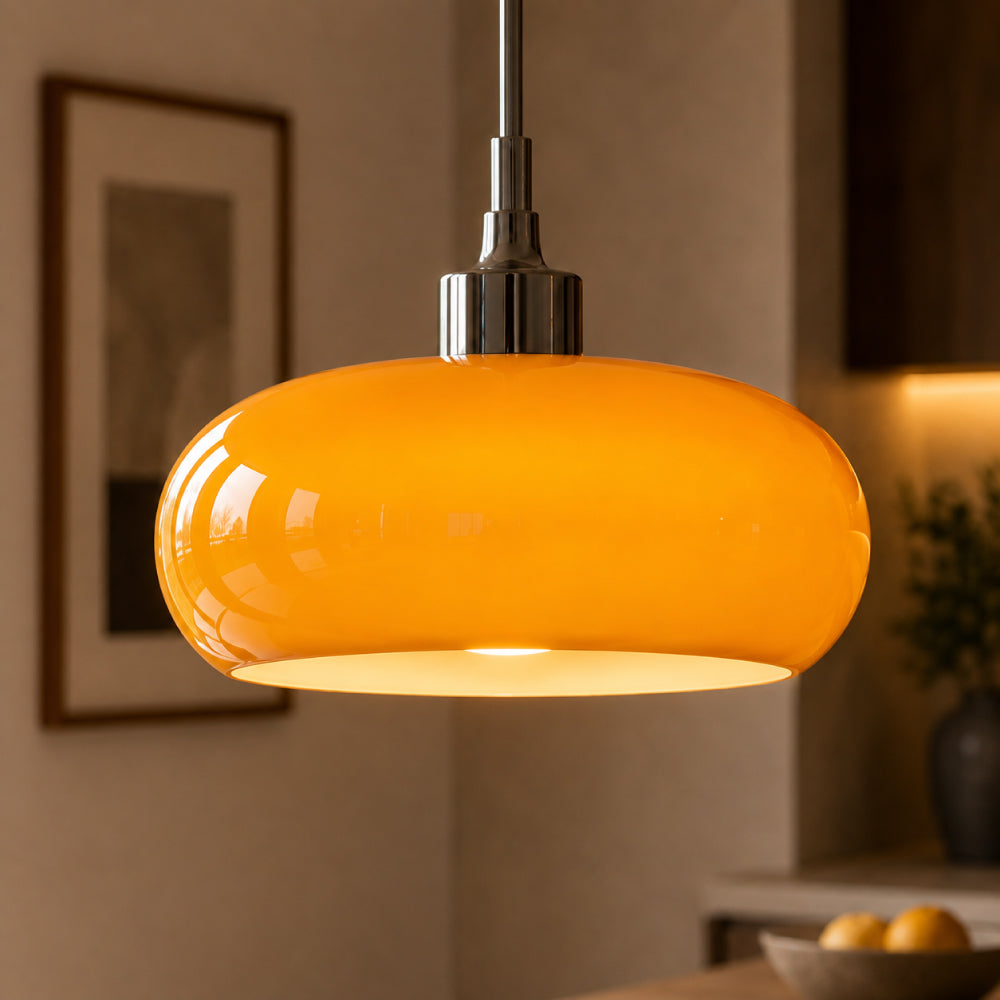 NOUVEAU RICHE Retro-Pendelleuchte – Hängelampe aus Farbigem Glas für den Esstisch & Kücheninsel, Weiss oder Orange