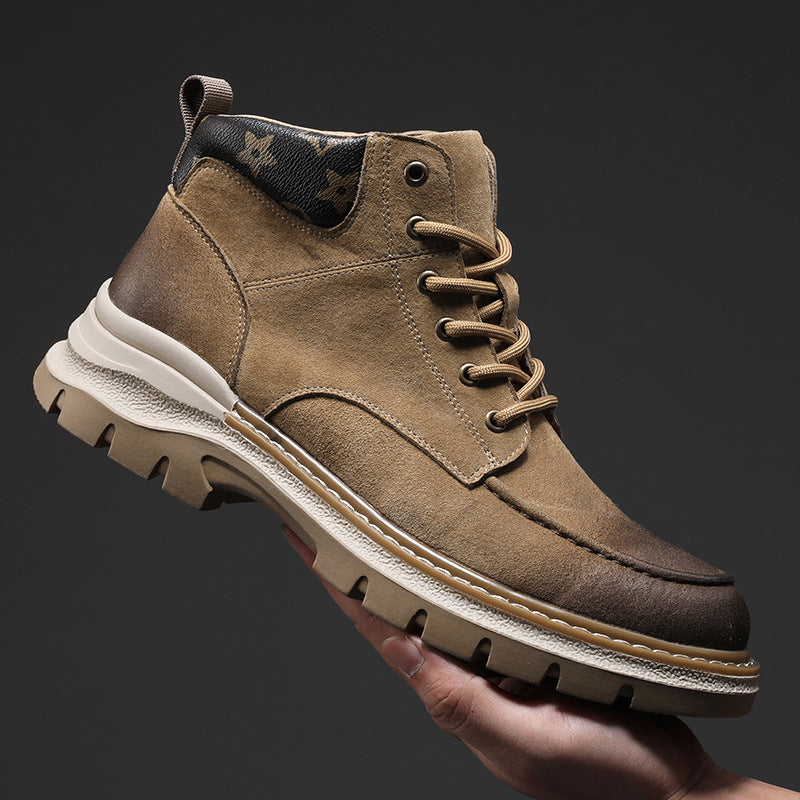 NOUVEAU RICHE Robuste Lederstiefel für Herren aus Hochwertigem Antikleder mit Gepolstertem Schaft und Verstärkten Ösen für Optimalen Tragekomfort und Knöchelhalt