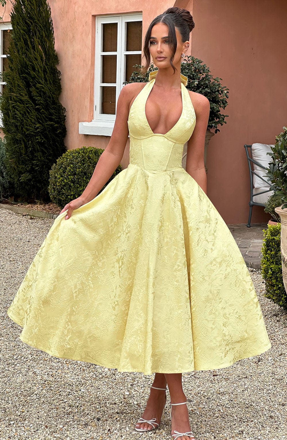 NOUVEAU RICHE Romantisches Retro Midi Kleid Halter Ausschnitt Struktur