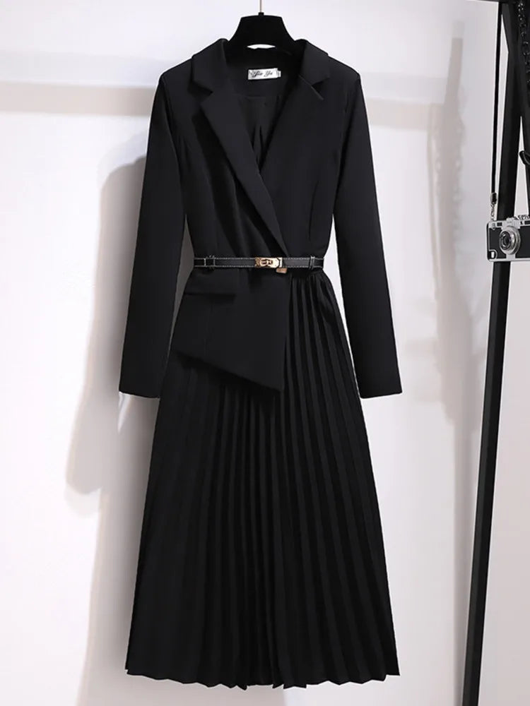 NOUVEAU RICHE Elegantes Plissiertes Blazerkleid Mit Gürtel Für Anlässe Schwarz
