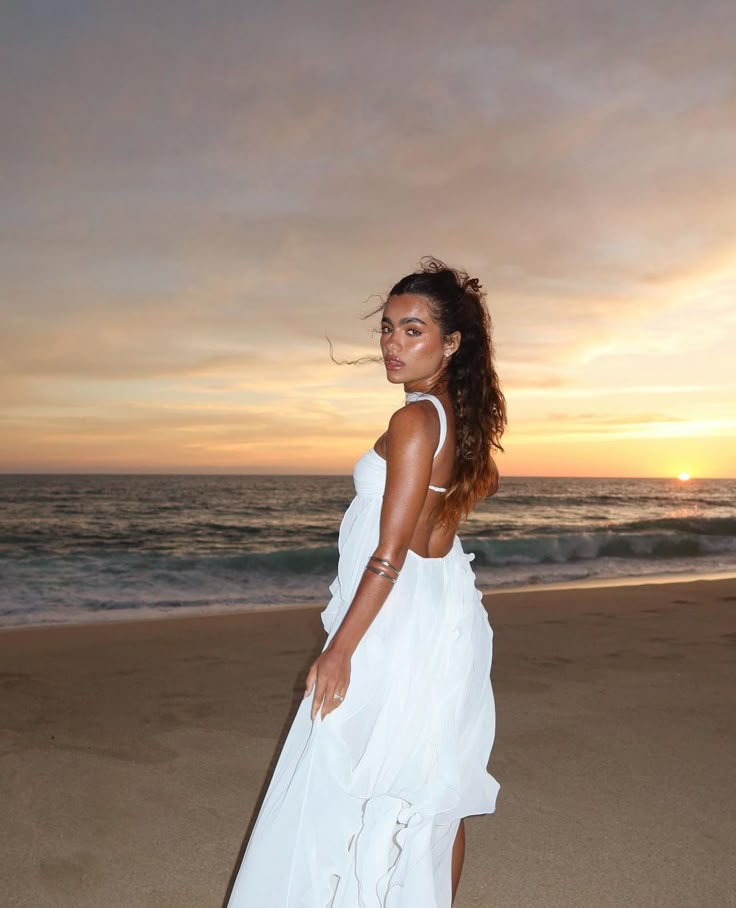 NOUVEAU RICHE Rüschenträgerloses Maxikleid Mit Fließender Silhouette