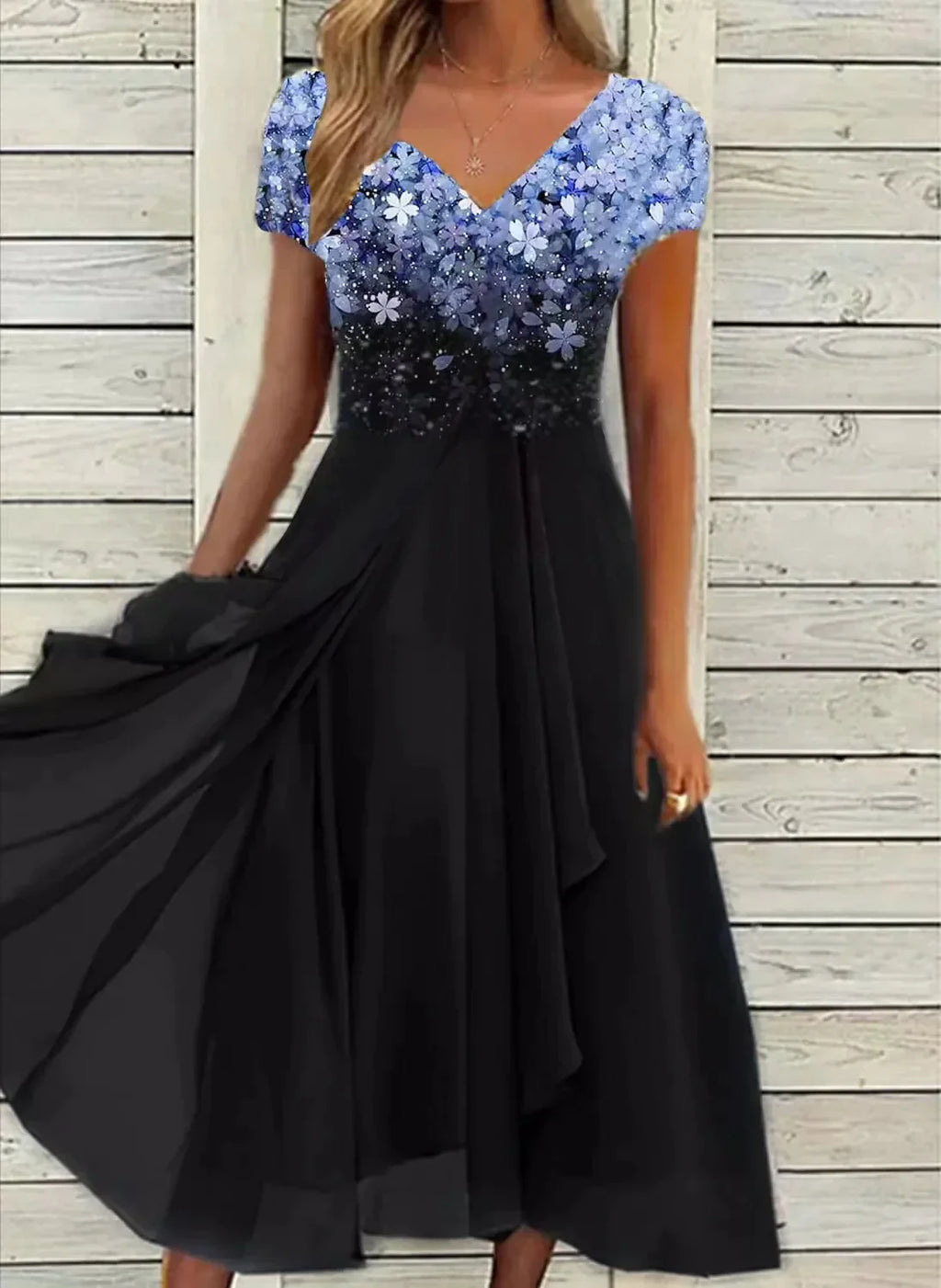 NOUVEAU RICHE Damen Chiffon Partykleid Exquisiten Stoff Stilvolles Design Blau Schwarz