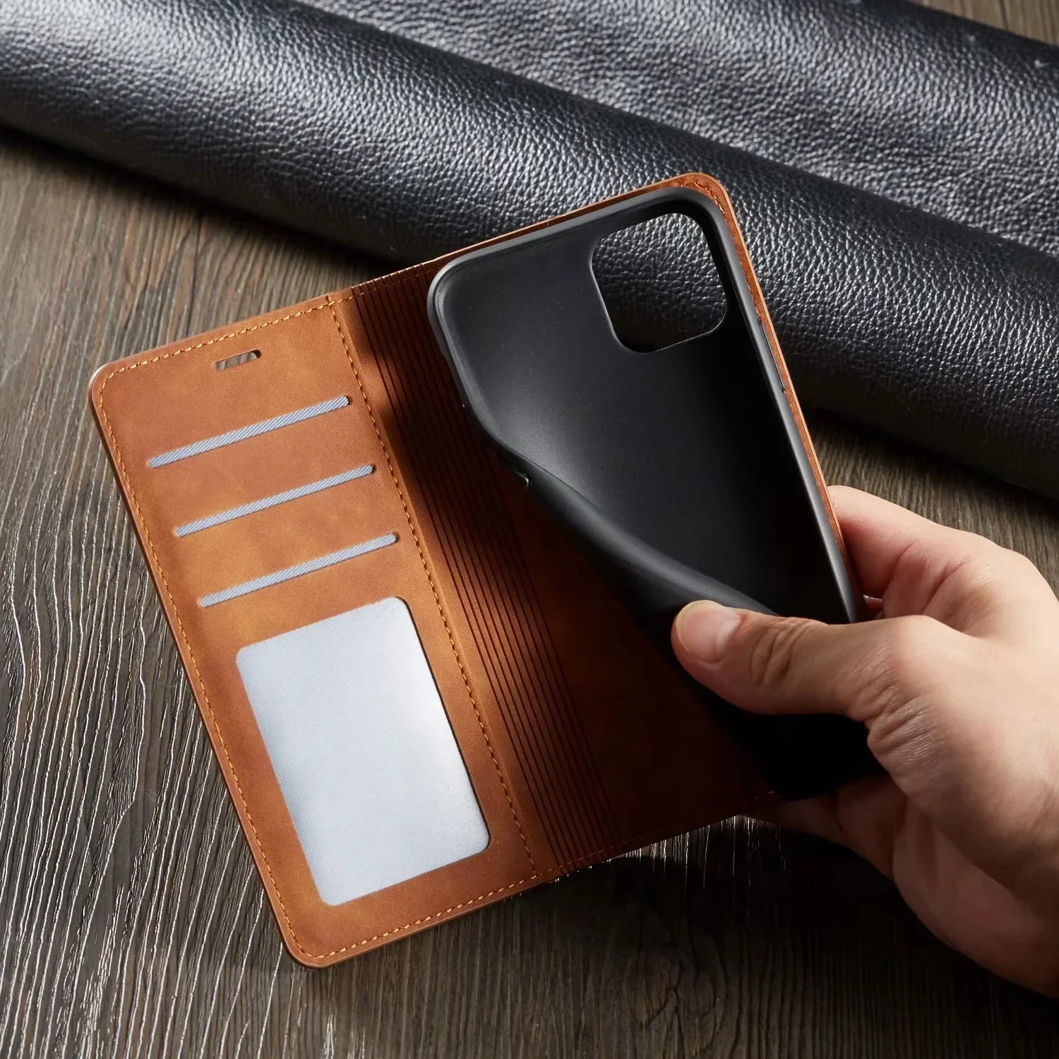 NOUVEAU RICHE Magnetische iPhone-Hülle – GripFold