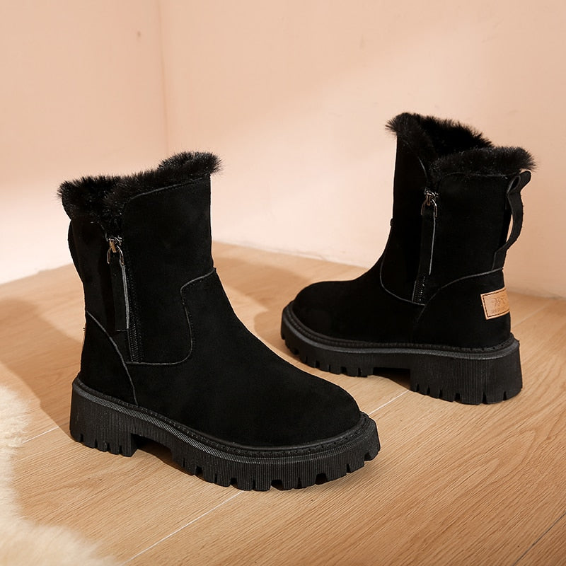 NOUVEAU RICHE Knöchel-Schneestiefel Schwarz Innenfutter Winterlook Trendig Schwarz