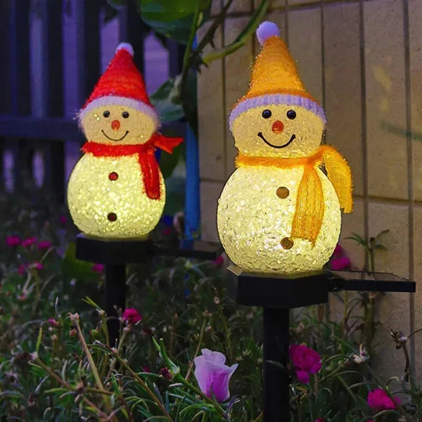 NOUVEAU RICHE Solarbetriebene Schneemannlampe – Solar Gartenleuchte Schneemann, Weihnachtsdeko Aussen, 1+1 Gratis – SolarSnow