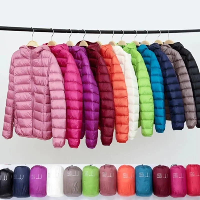 NOUVEAU RICHE Damen Daunenjacke Federleichte Mit Kapuze Taupe Faltbares