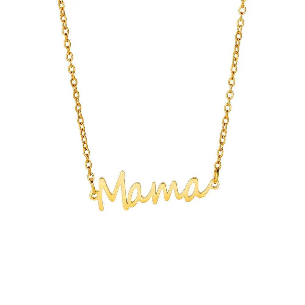 NOUVEAU RICHE Amore | Mama Buchstaben-Anhänger-Halskette für Damen Mama Stil B – Gold 45-50cm