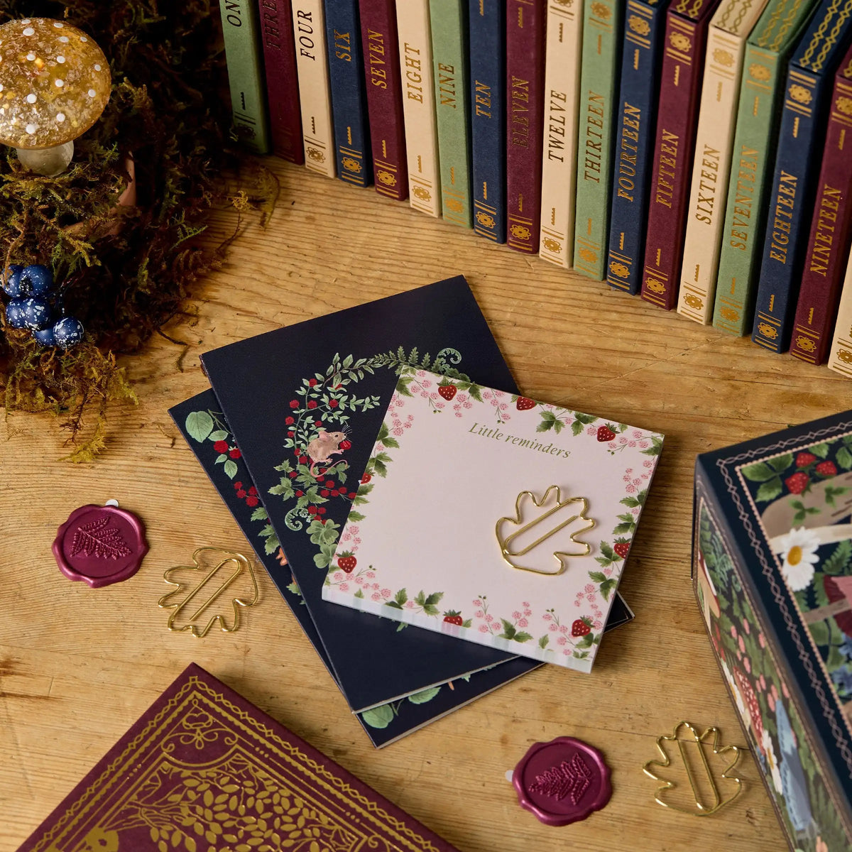 Calendario dell'Avvento creativo - Calendario dell'Avvento di articoli di cancelleria con 24 sorprese, regalo di Natale per il journaling e il fai da te - CraftJoy