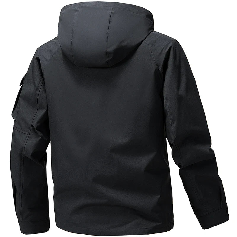 NOUVEAU RICHE Herren Regenjacke – Stylische Wasserdichte Jacke mit Kapuze und Taschen
