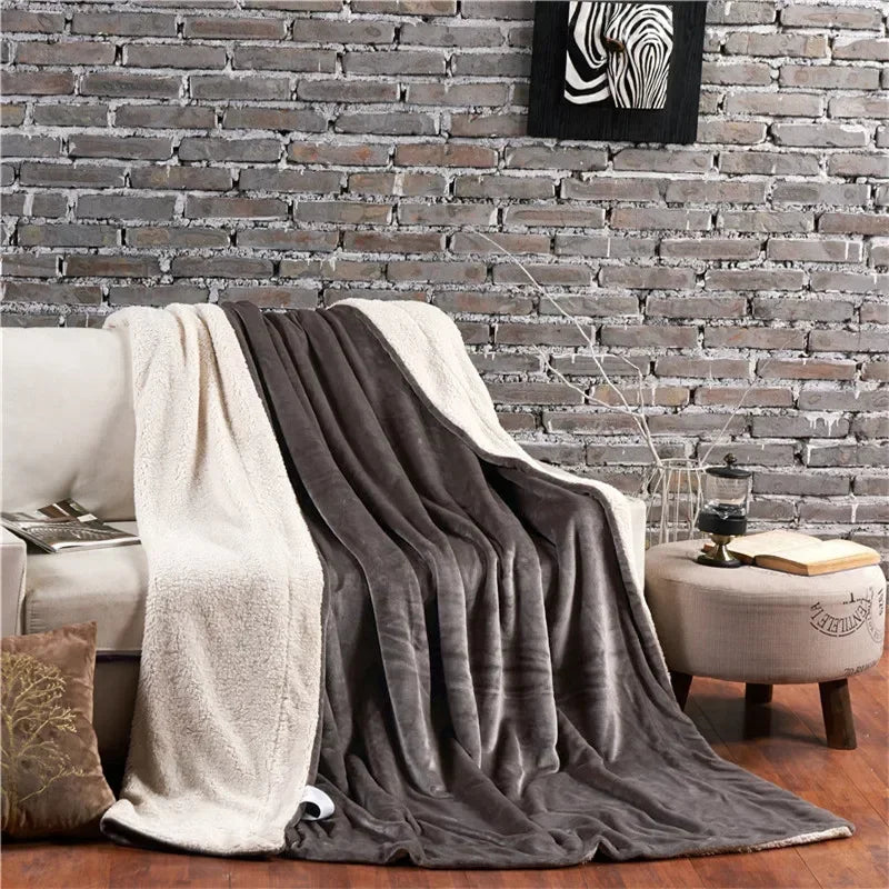 NOUVEAU RICHE Doppelseitige Flanell & Fleece Kuscheldecke – Weiche warme Decke für Bett und Sofa, 12 Farben, 5 Grössen
