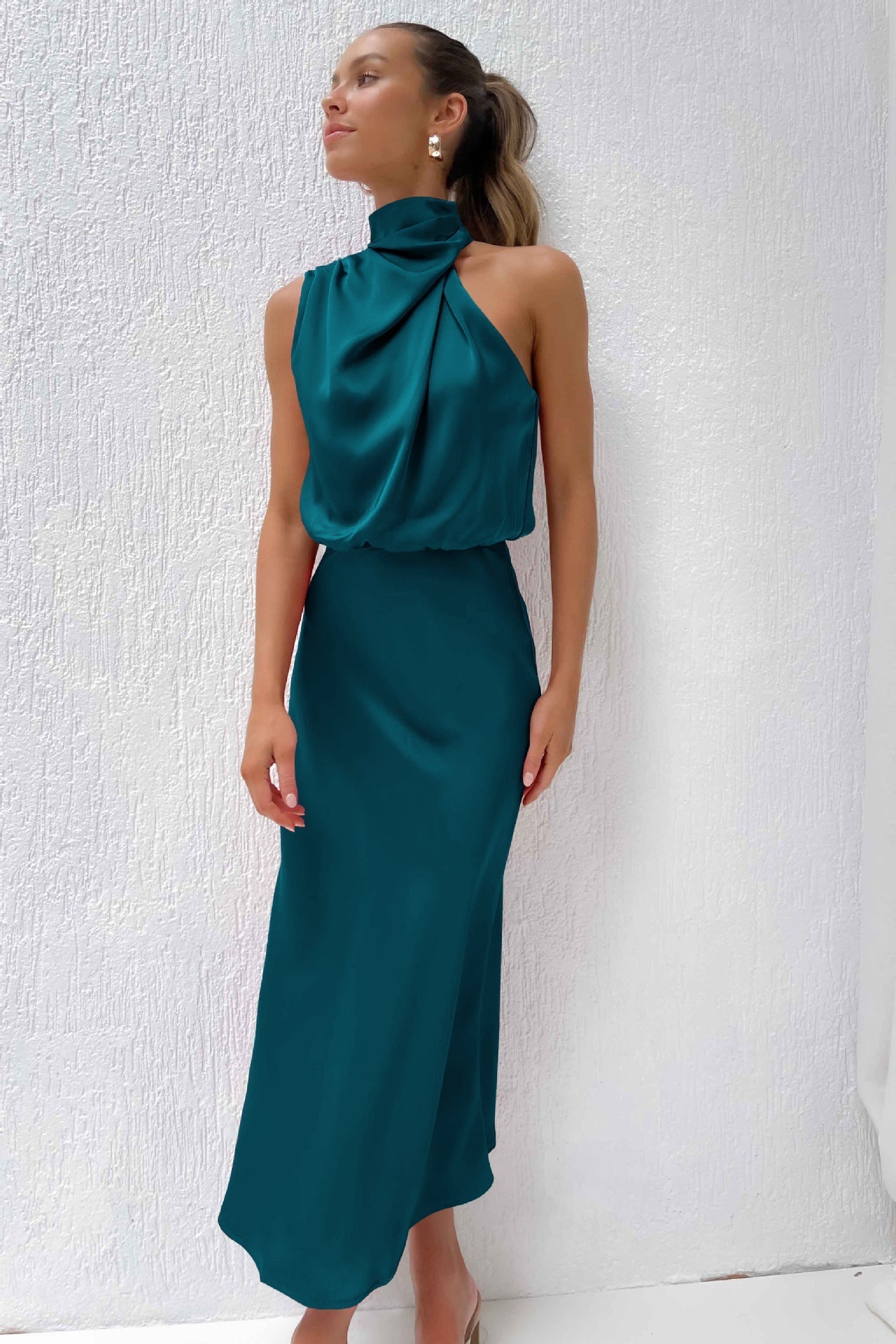 NOUVEAU RICHE Sahara Drapé Kleid Mit Hohem Kragen Und Drapierter Silhouette Petrolblau