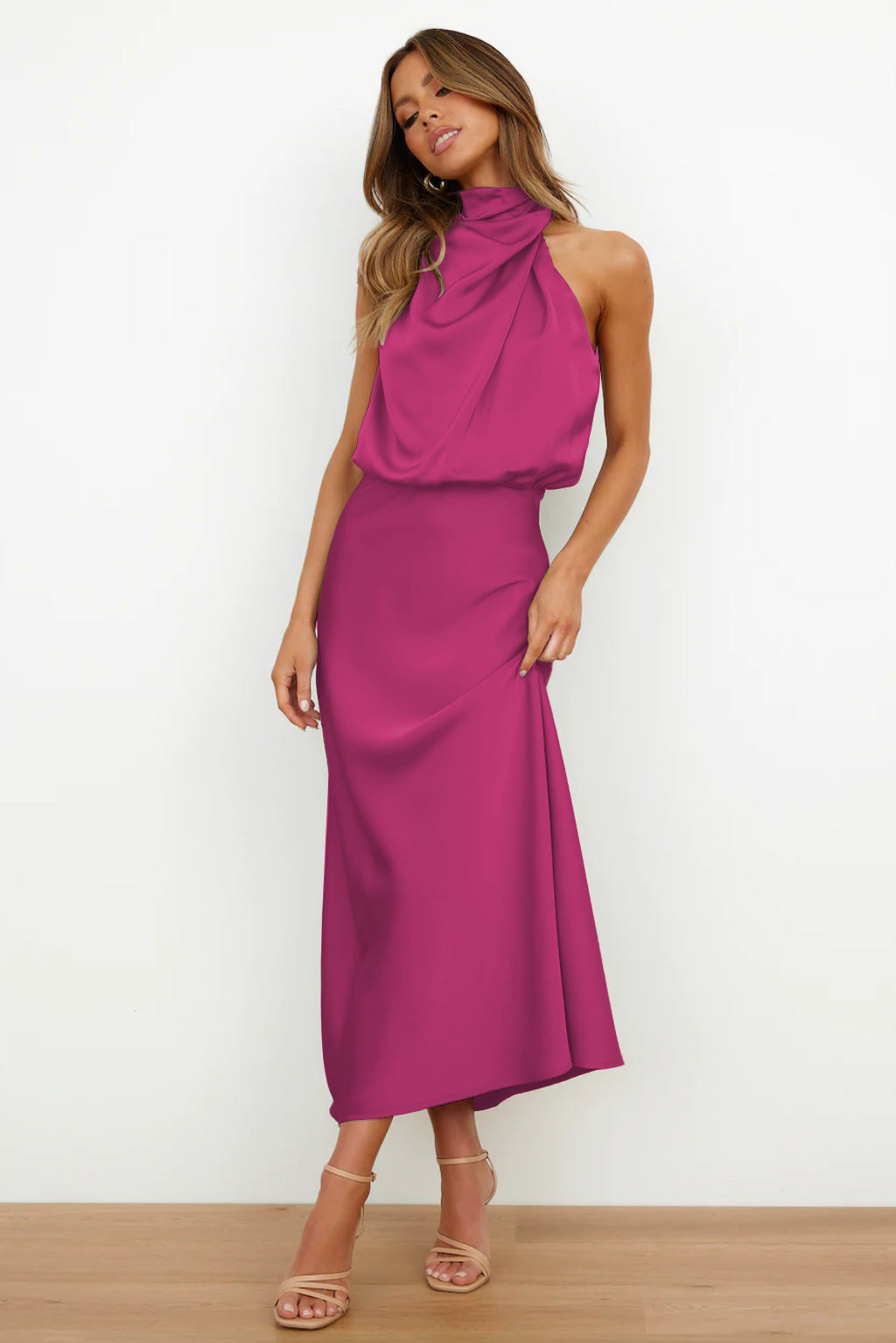 NOUVEAU RICHE Sahara Drapé Kleid Mit Hohem Kragen Und Drapierter Silhouette Rosa