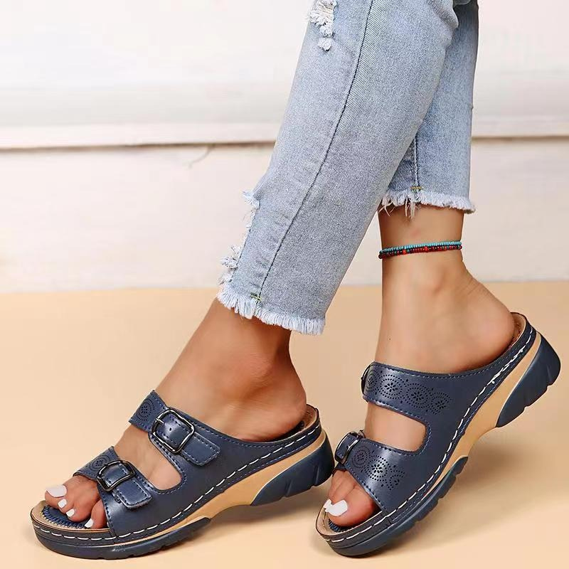 NOUVEAU RICHE Sandalen Damen Weiches Fußbett Gepolstert Für Komfort Dunkelblau