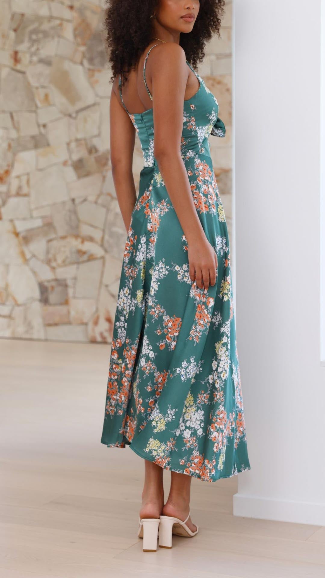 NOUVEAU RICHE Satin Floral Split Chest Knot Cutout MidiKleid Frontschlitz