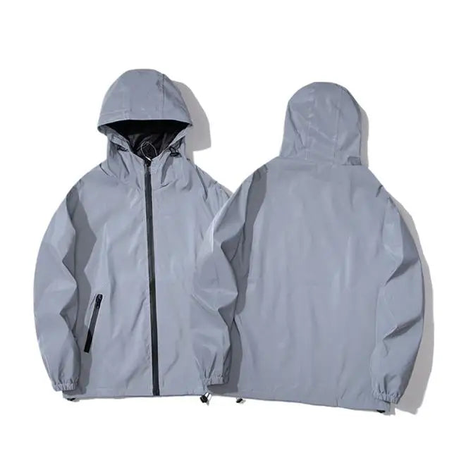 NOUVEAU RICHE Herren Regenjacke – Wasserdichte Jacke mit Kapuze und Reflektierendem Design Hellgrau