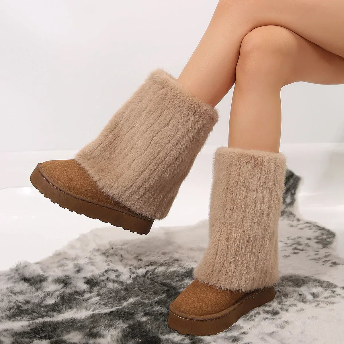 Isana | Botas para senhora | Cano alto com sola de plataforma