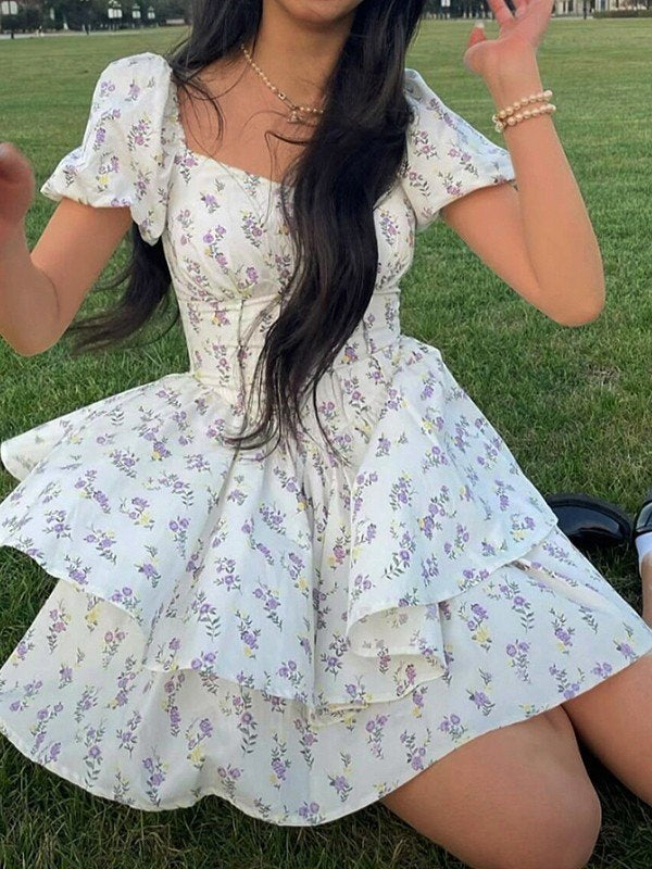 NOUVEAU RICHE Schmales Minikleid Korsettstil Mit Herzförmigem Ausschnitt