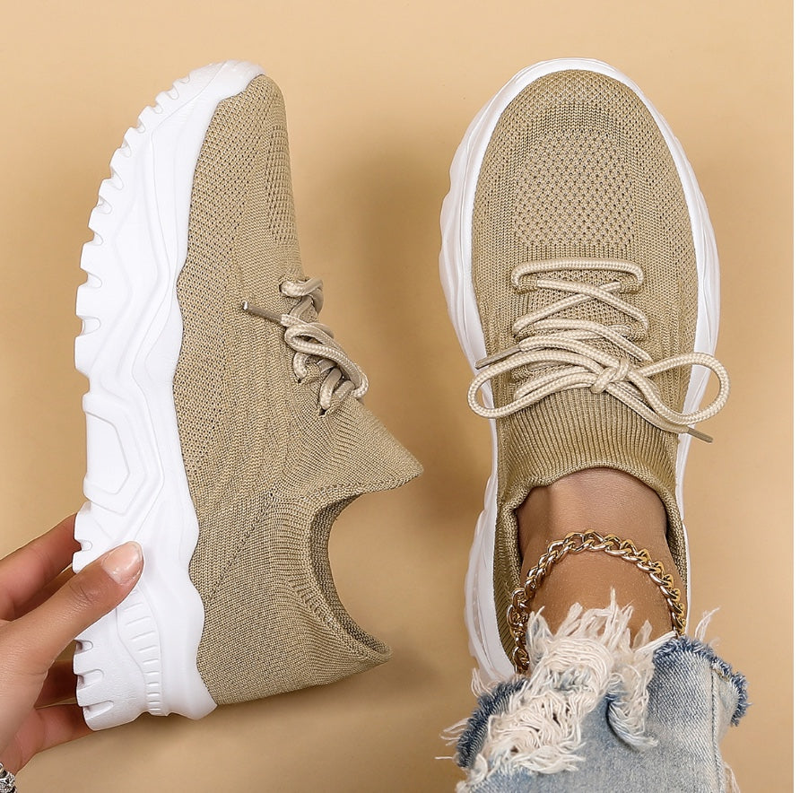 NOUVEAU RICHE Schuhe Elastischer Stoff Für Mehr Komfort Beige