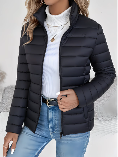 NOUVEAU RICHE Slim Fit Steppjacke – Damen Steppjacke mit hohem Kragen, leicht & atmungsaktiv, 6 Farben, S–3XL – Umami Schwarz