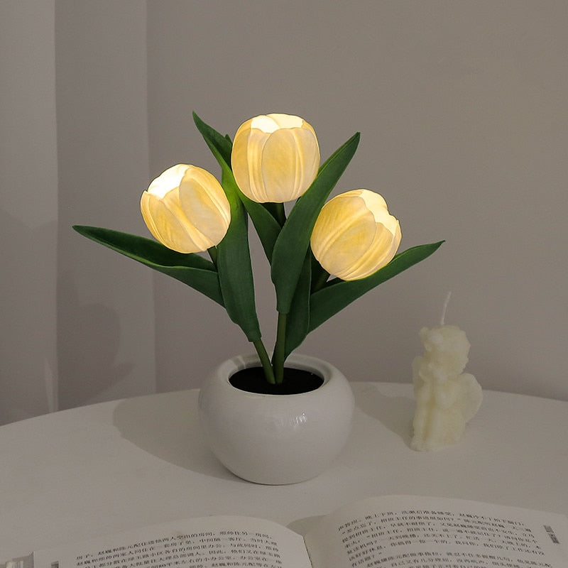 Tulpen-Nachtlicht – LED Tulpen Lampe, Blumen-Nachtlicht mit 3 oder 6 Tulpen, Akku oder Batterie, Deko-Stimmungslicht – LumiTulip