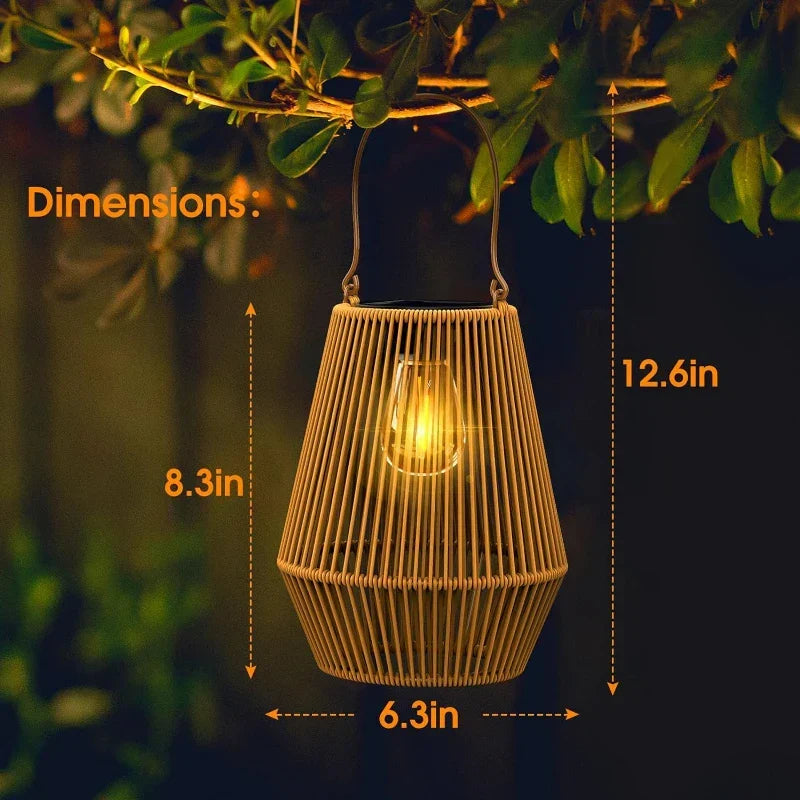 NOUVEAU RICHE Solarlaterne im Rattan-Look – Solar Gartenlaterne mit LED & Dämmerungssensor, wasserdicht IP65, kabellos, 21 cm