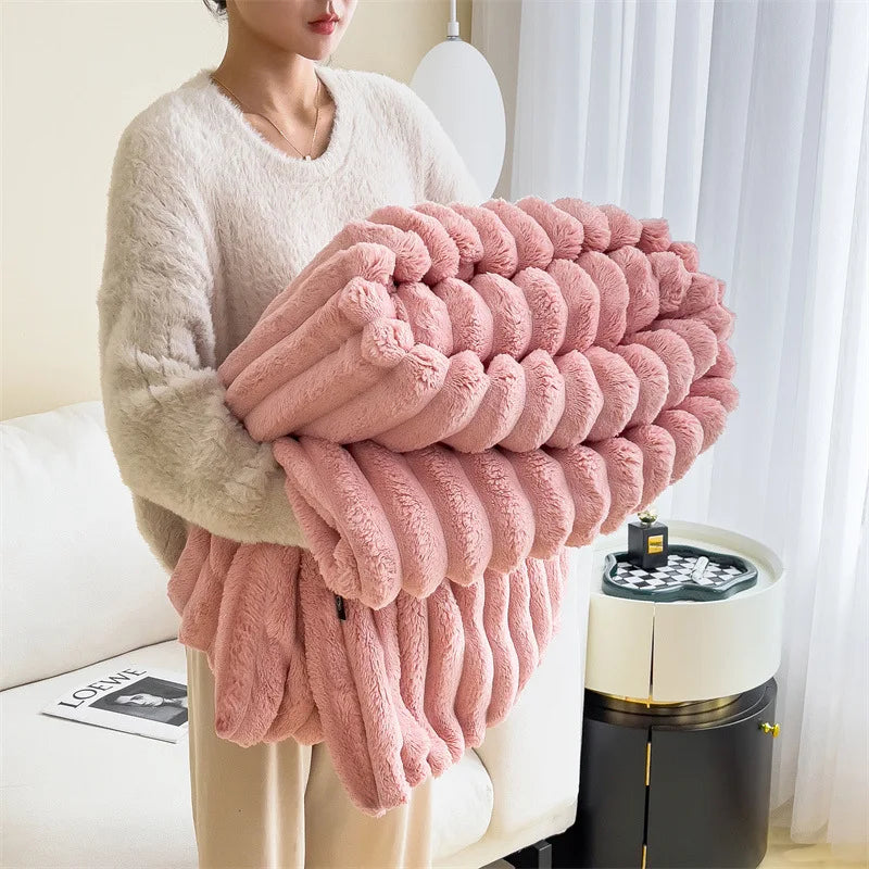 NOUVEAU RICHE Dickes Kaninchen-Velours-Decke, Weicher Flanellwurf Rosa